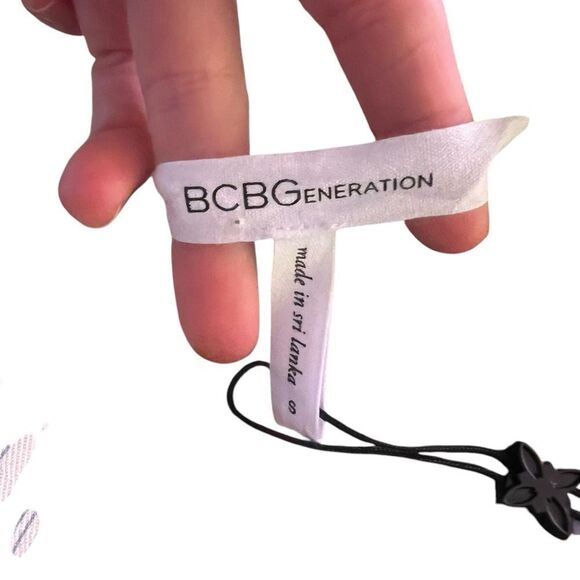 NWT! BCBGENERATION striped long sleeve dress - Picture 3 of 9